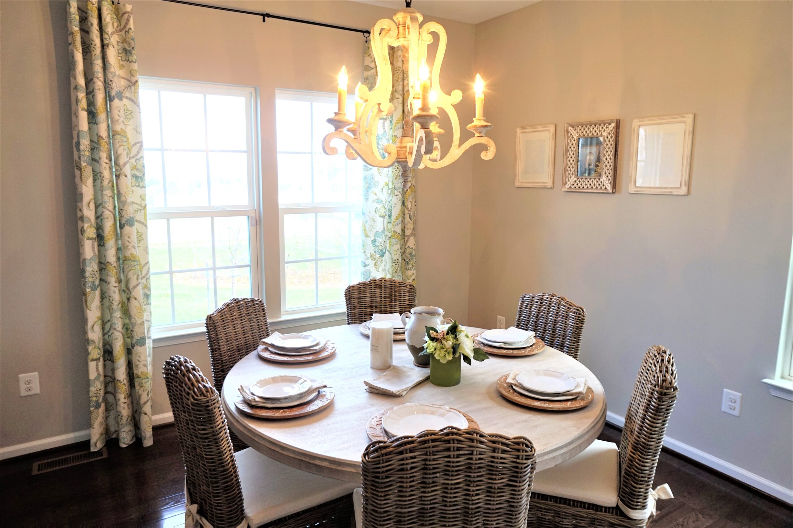 RR Redesign- Farmhouse Dining room